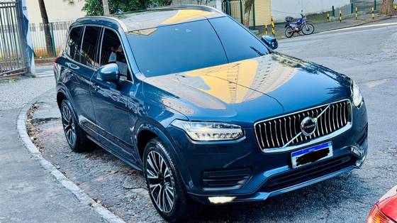 VOLVO XC90 2.0 D5 DIESEL MOMENTUM AWD GEARTRONIC VOLVO XC90 2.0 D5 DIESEL MOMENTUM AWD GEARTRONIC